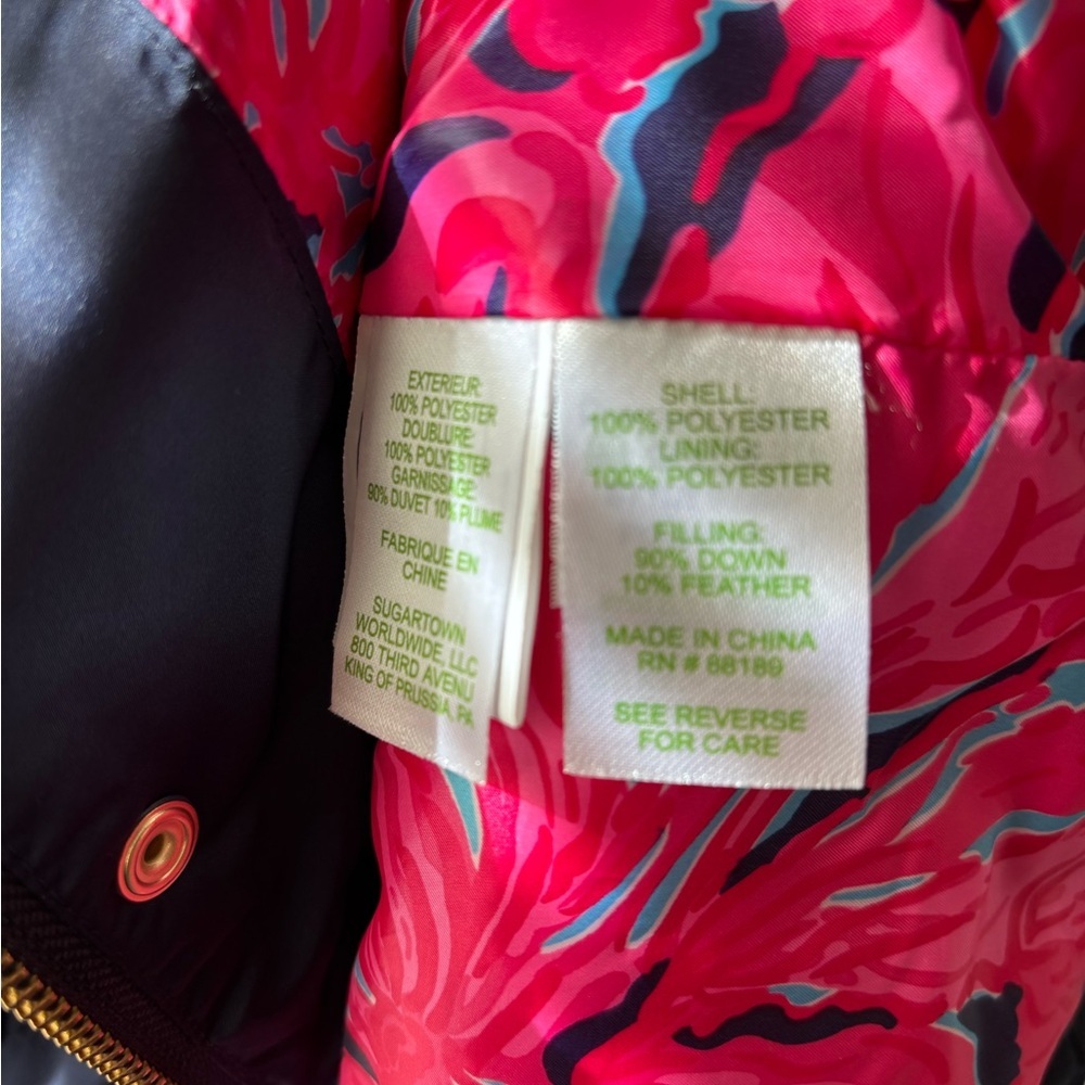 Lilly Pulitzer Isabelle Vest Midnight Quilted Puffer Gold Buttons size Small S - Picture 4 of 6